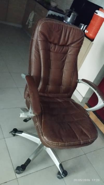 Easy chair