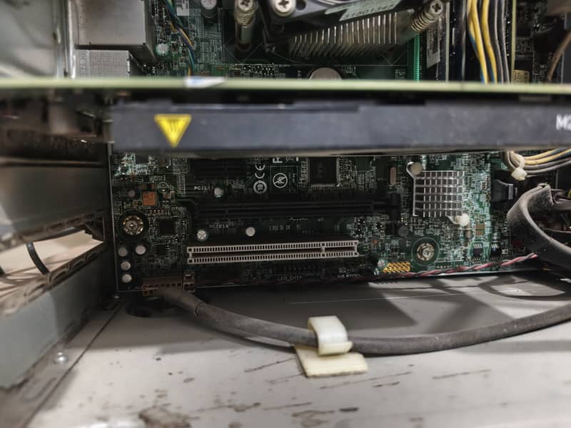 nvidia quadro m 2000 1