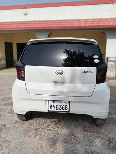 Daihatsu Mira 2018