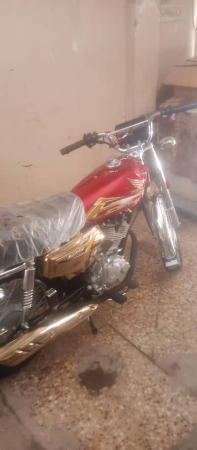 Honda CG 125 gold special edition
