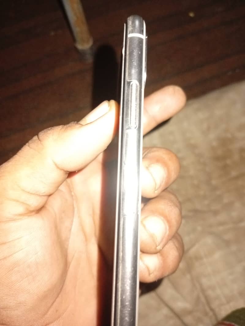 Apple iPhone X 1