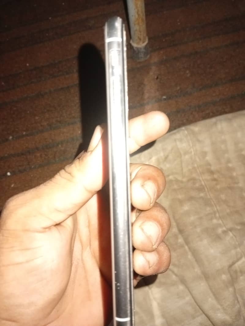 Apple iPhone X 5