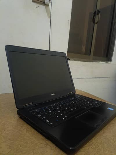 Dell LaDell Latitude Laptop Core i5 4th Gen – Windows 10 Pro
