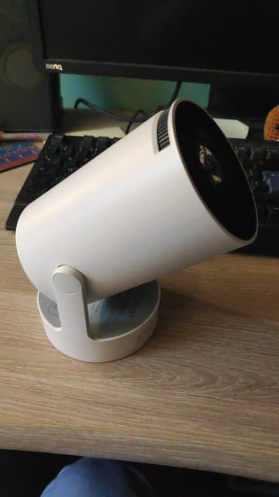 Smart Android Projector Hy 300 pro plus  high demand 4k Ultra