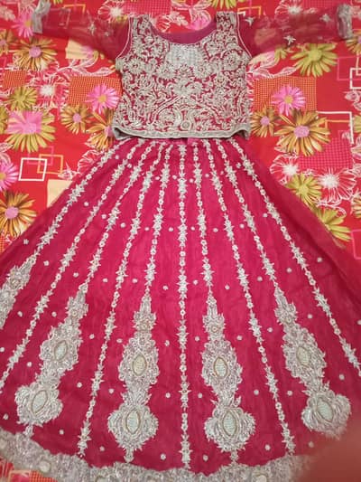 Bridal lehnga For Girls. Urgent sale
