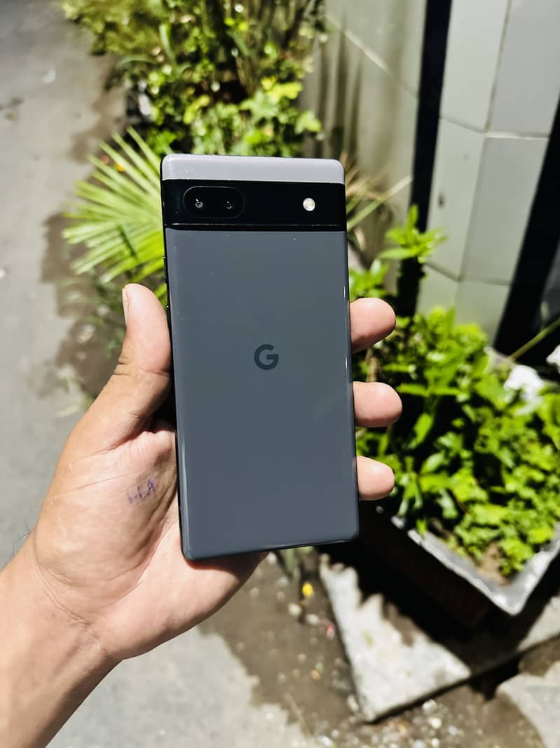 Google Pixel 6a 0