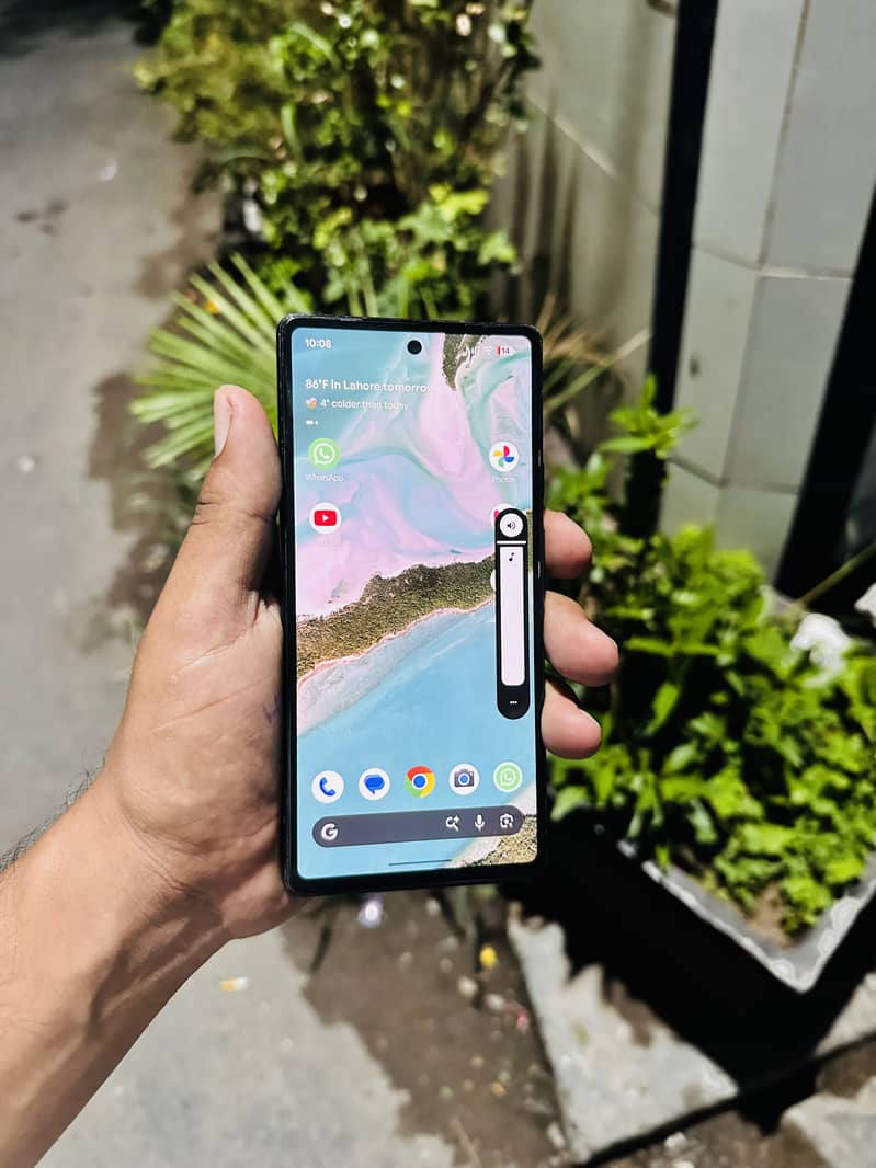 Google Pixel 6a 1