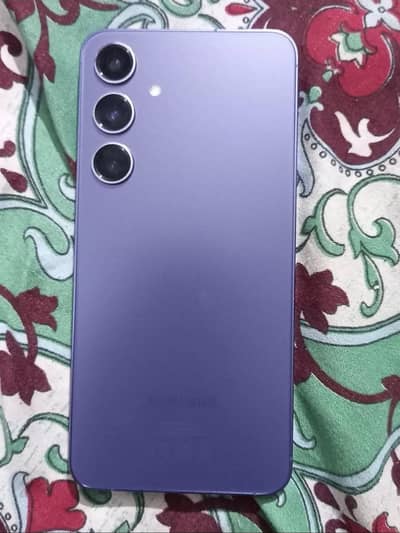 Samsung Mobile S24 Plus non