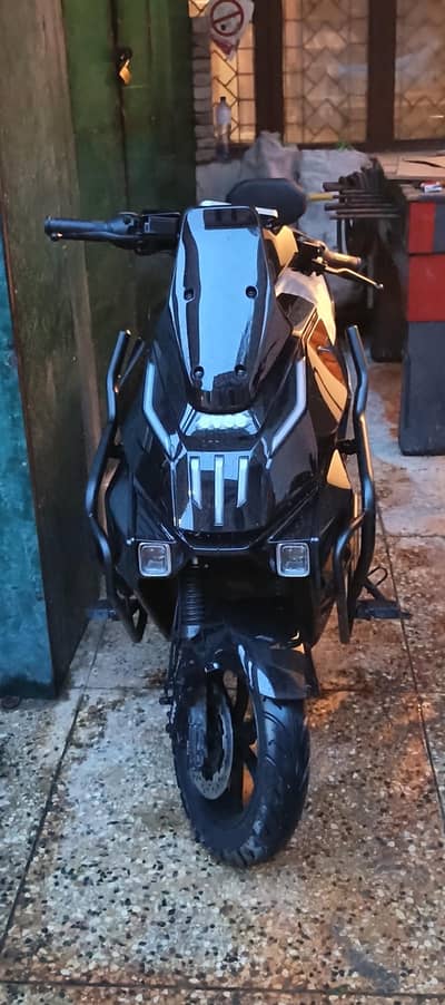 ​Brand New Evee Sqube Electric Scooter for Sale