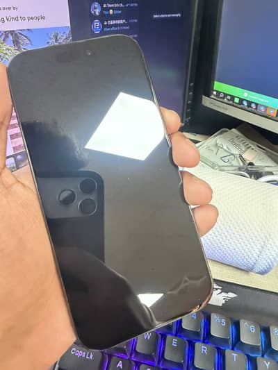 Apple iPhone 16 Pro