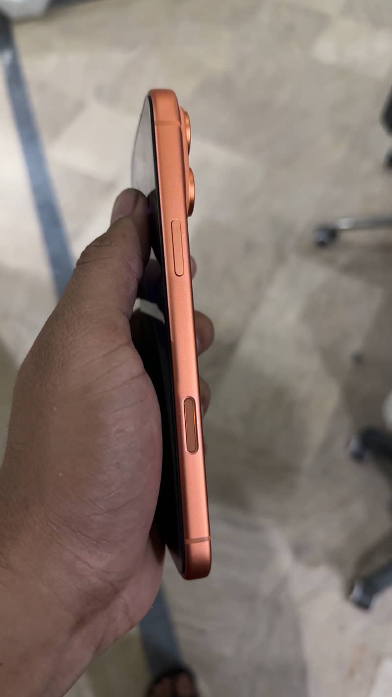 Iphone 17 pro max 5