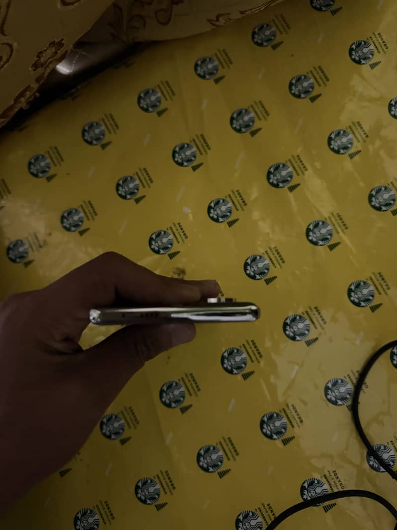 Tecno CAMON 40 Pro 2