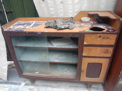 showcase and TV trolley