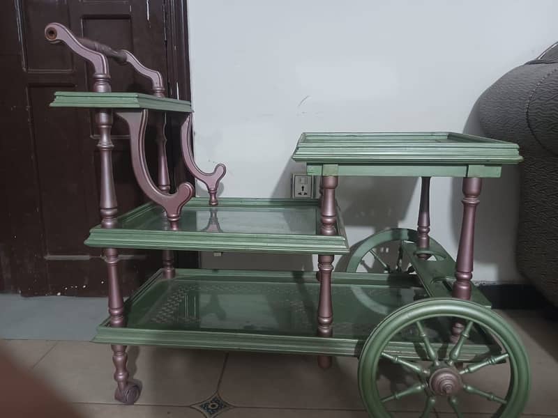Dining table with serving trolley 1