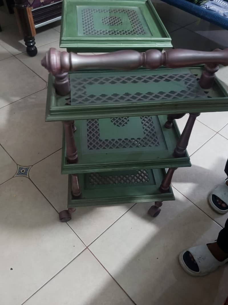 Dining table with serving trolley 8