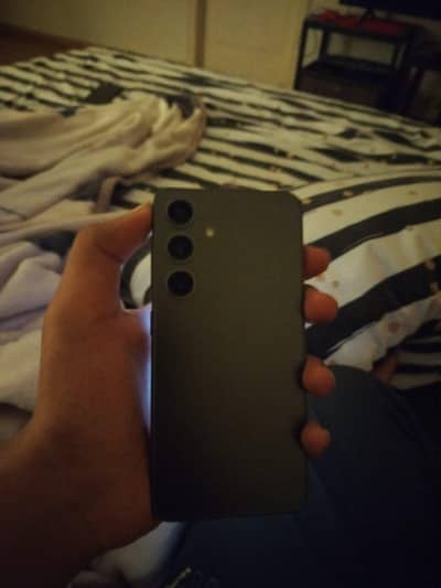 Samsung Mobile S24