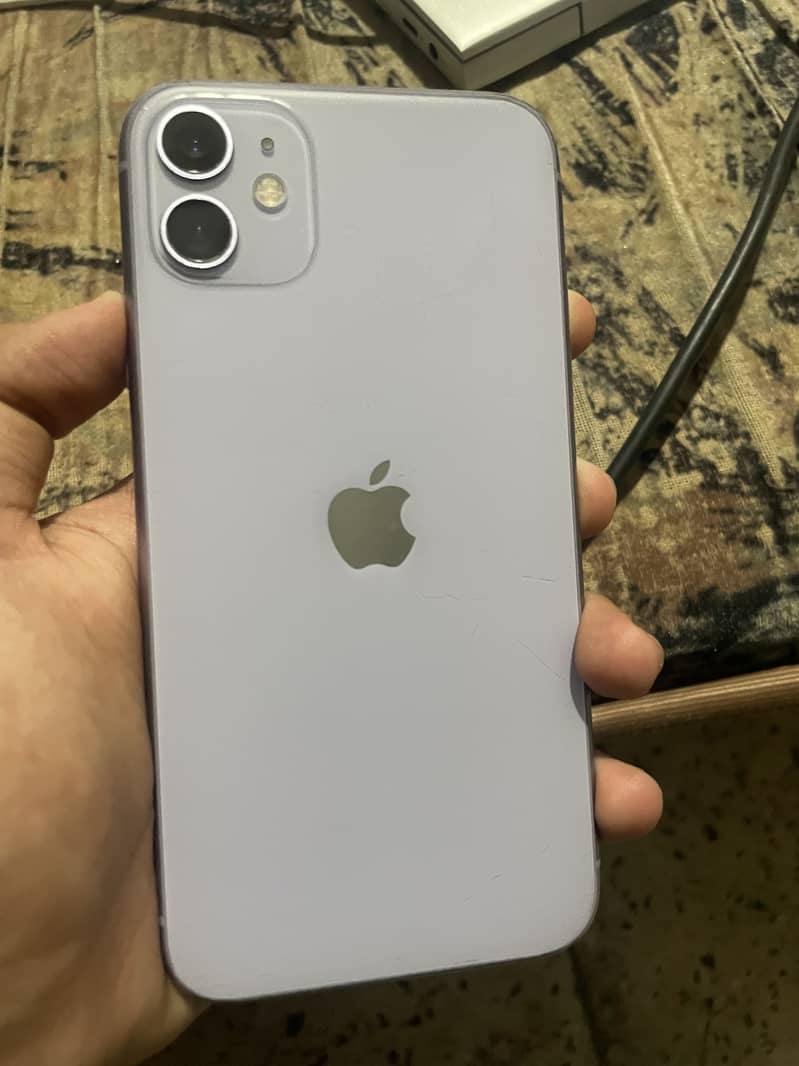 iPhone 11 0