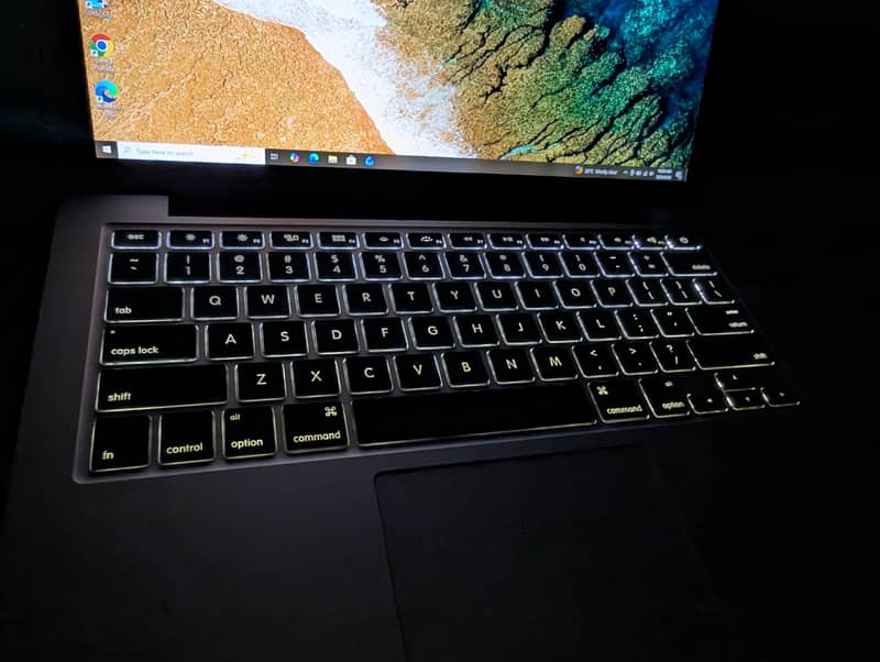 apple macebook pro 2015 0