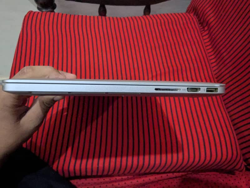 apple macebook pro 2015 3