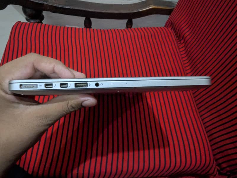 apple macebook pro 2015 4
