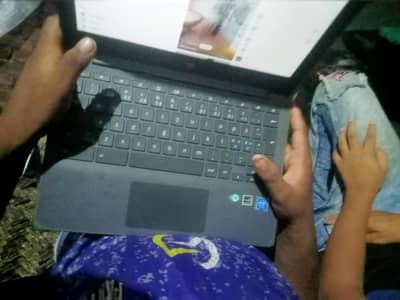 HP Chromebook urgent for sale need cash