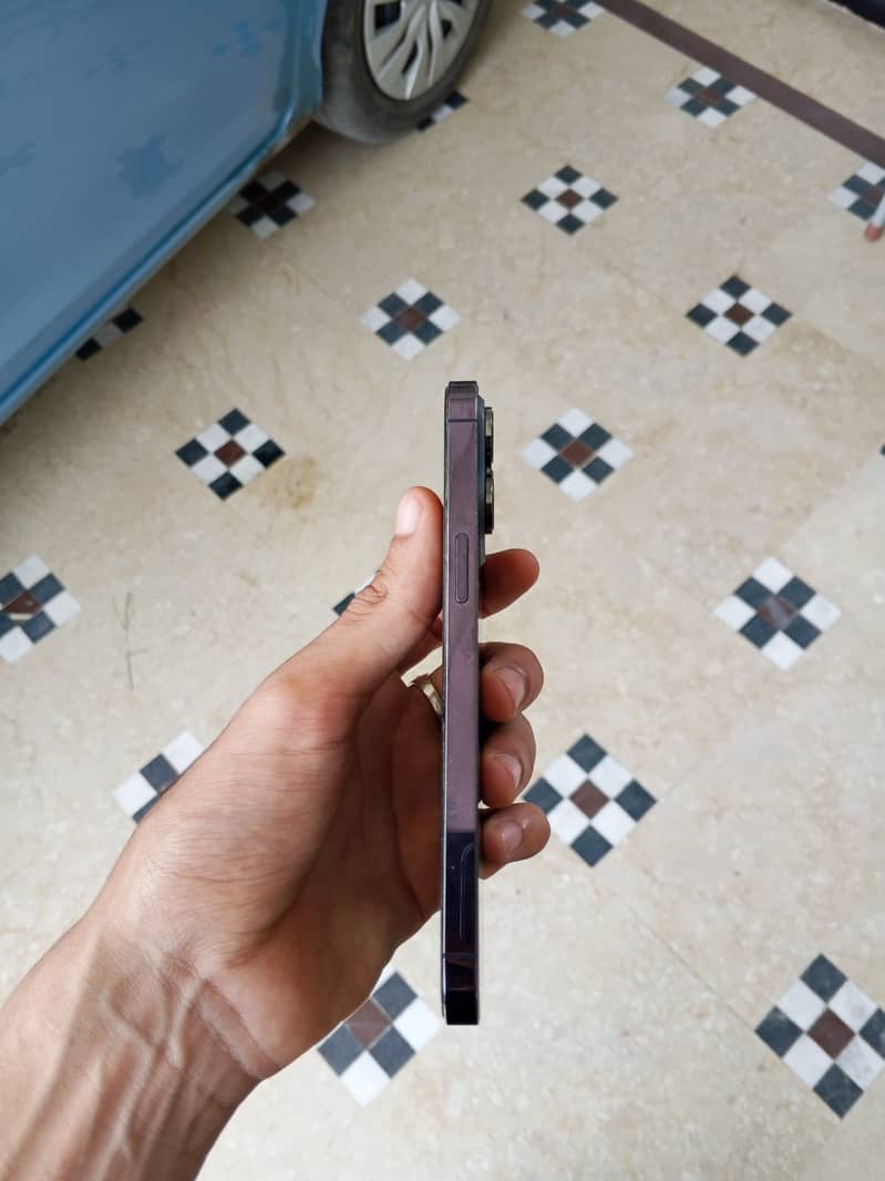 Iphone 14 pro max 2