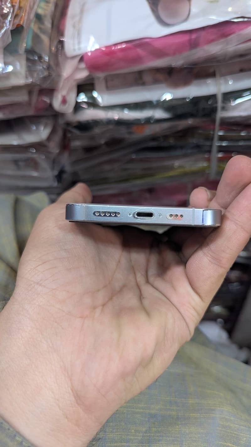 Apple iPhone 13 Pro 3