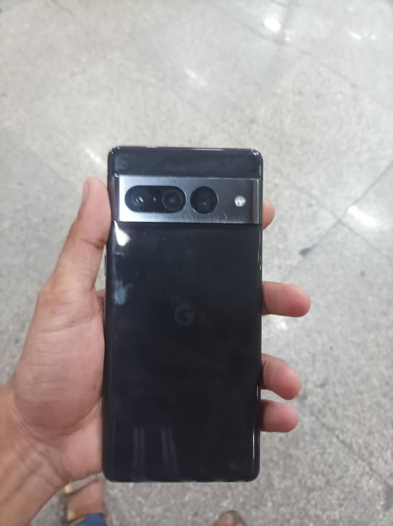 Google Pixel 7 Pro 2