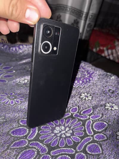 OPPO F21 Pro