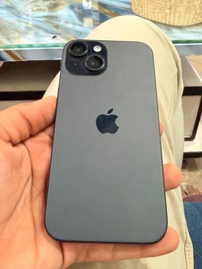 Apple iPhone 15