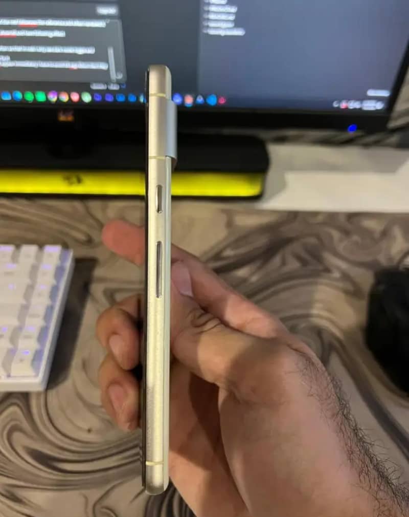 Google Pixel 7 2