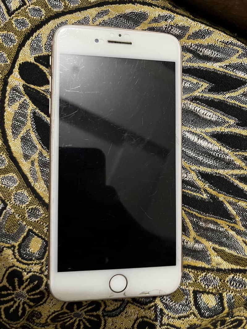 Apple iPhone 8 Plus 1