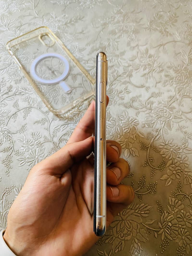 Apple iPhone X 8