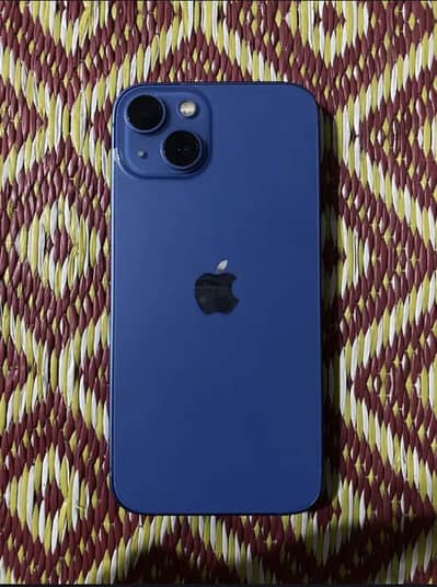 Apple iPhone 13