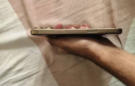 iPhone 16 pro max jv