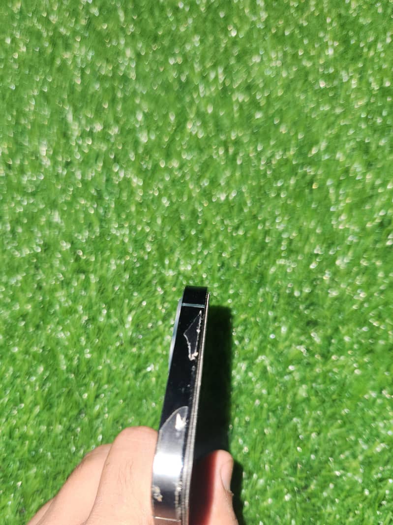 Apple iPhone 12 Pro 3