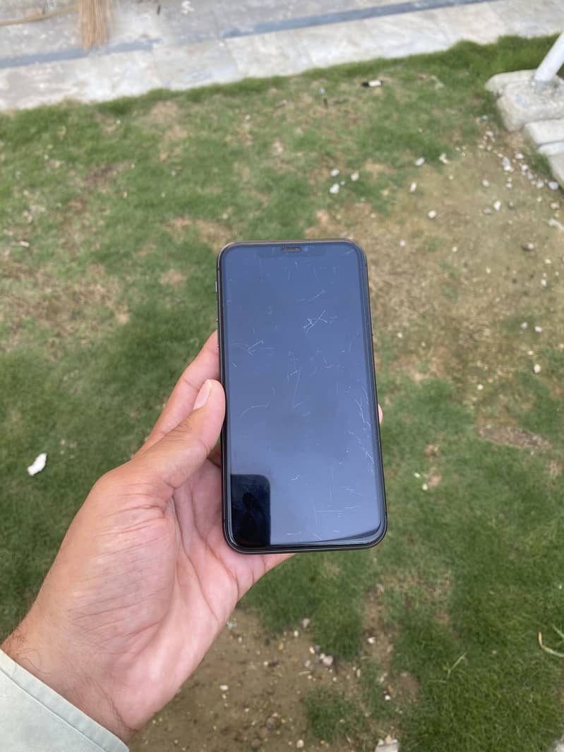 Apple iPhone 11 2