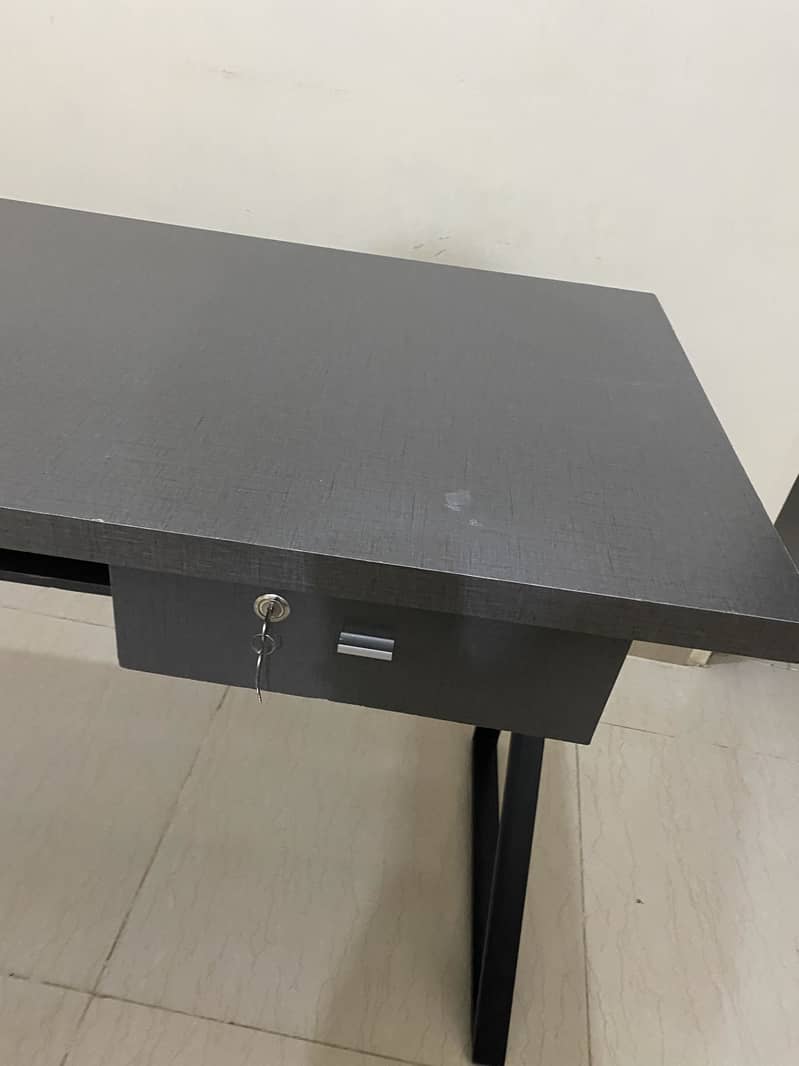 Study & Gaming Table 0