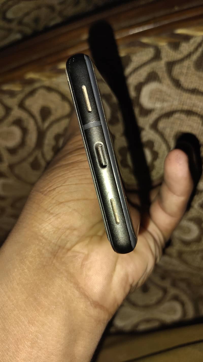 Google Pixel 6a 3