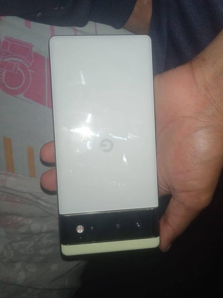 Google Pixel 6 5