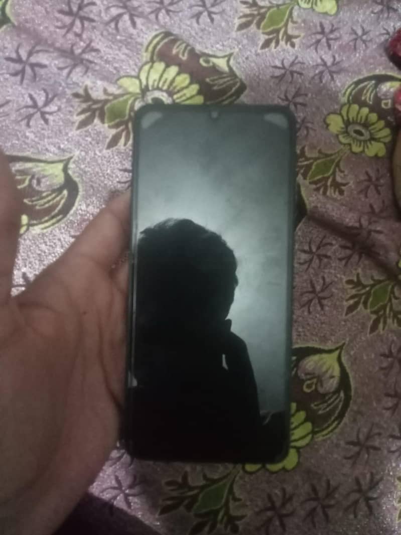 Galaxy A06 4