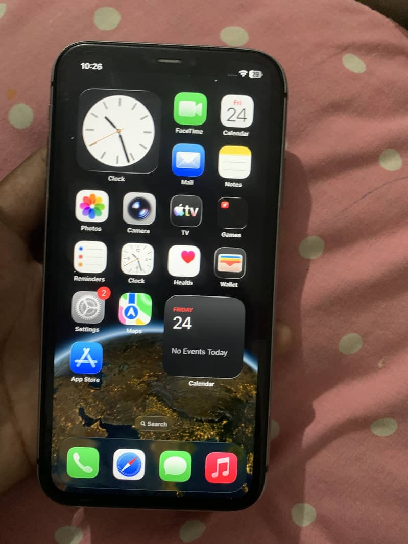 Apple iPhone 11 4