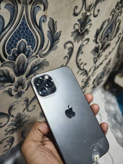 Apple iPhone 12 Pro