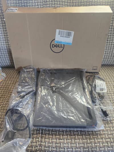 Dell G15 5535 gaming/studio laptop