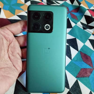 One Plus 10 Pro