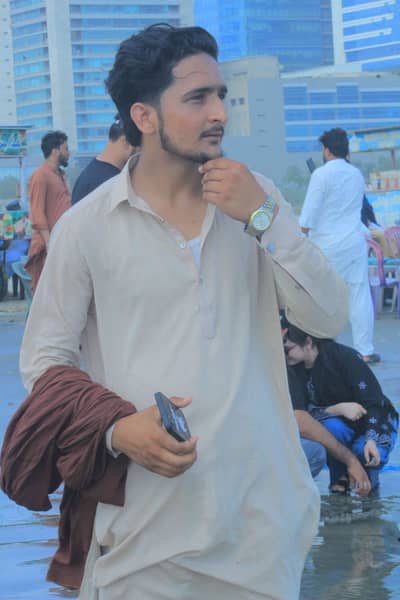 Hamza shakoor 