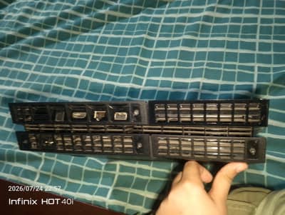 PS4 negotiable price 500gb fat, opened  for deep cleaning