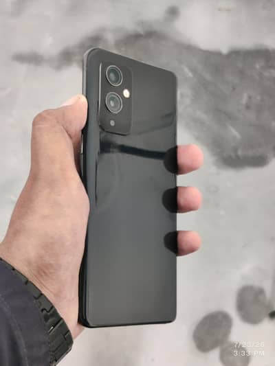 One Plus 9 5g