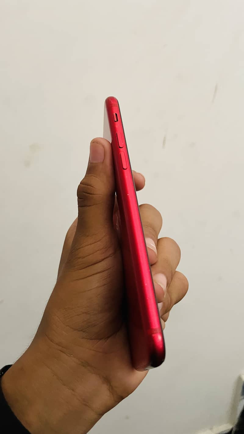 iPhone se 3