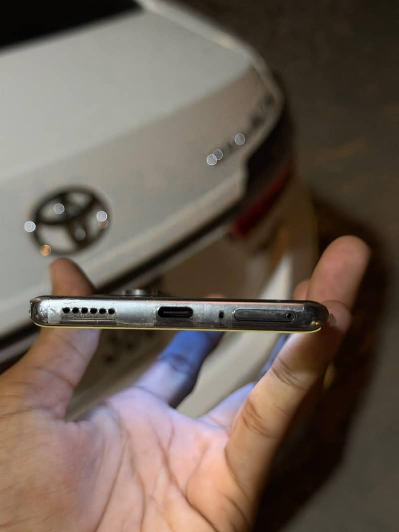Tecno CAMON 40 Pro 3